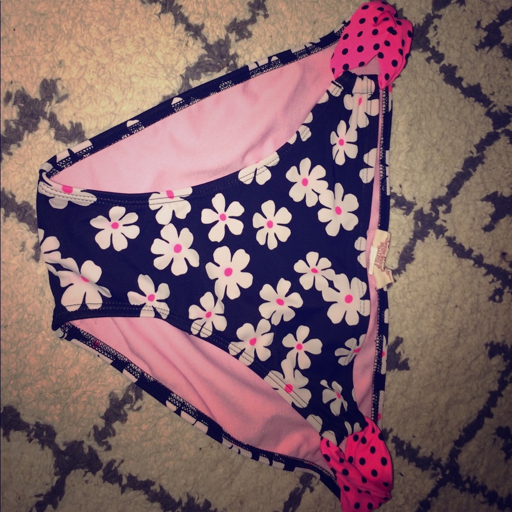 Bikini bottoms