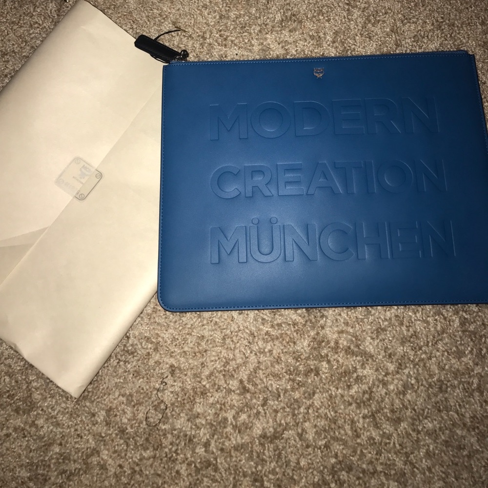 MCM Medium Pouch