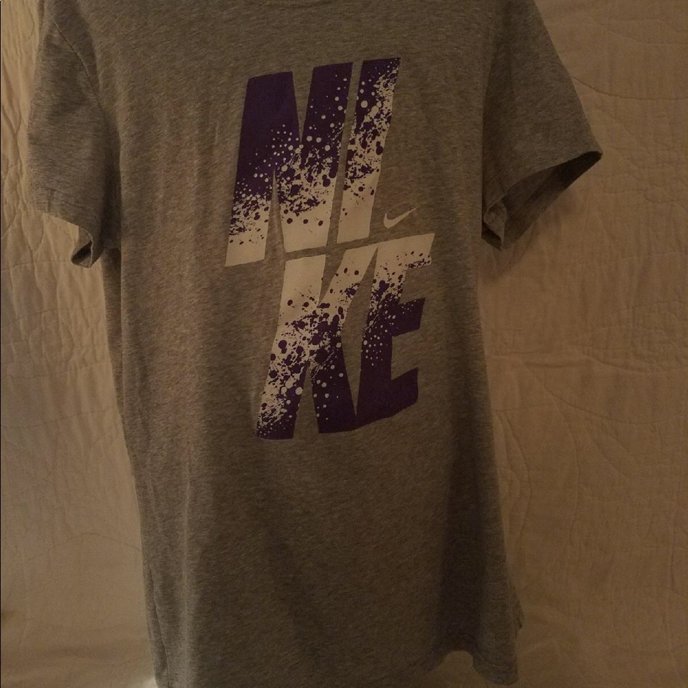 Nike t shirt