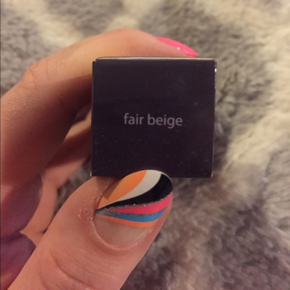 GONE🙅🏼 tarte Clay Stick Foundation in Fair Beige - Picture 3 of 7