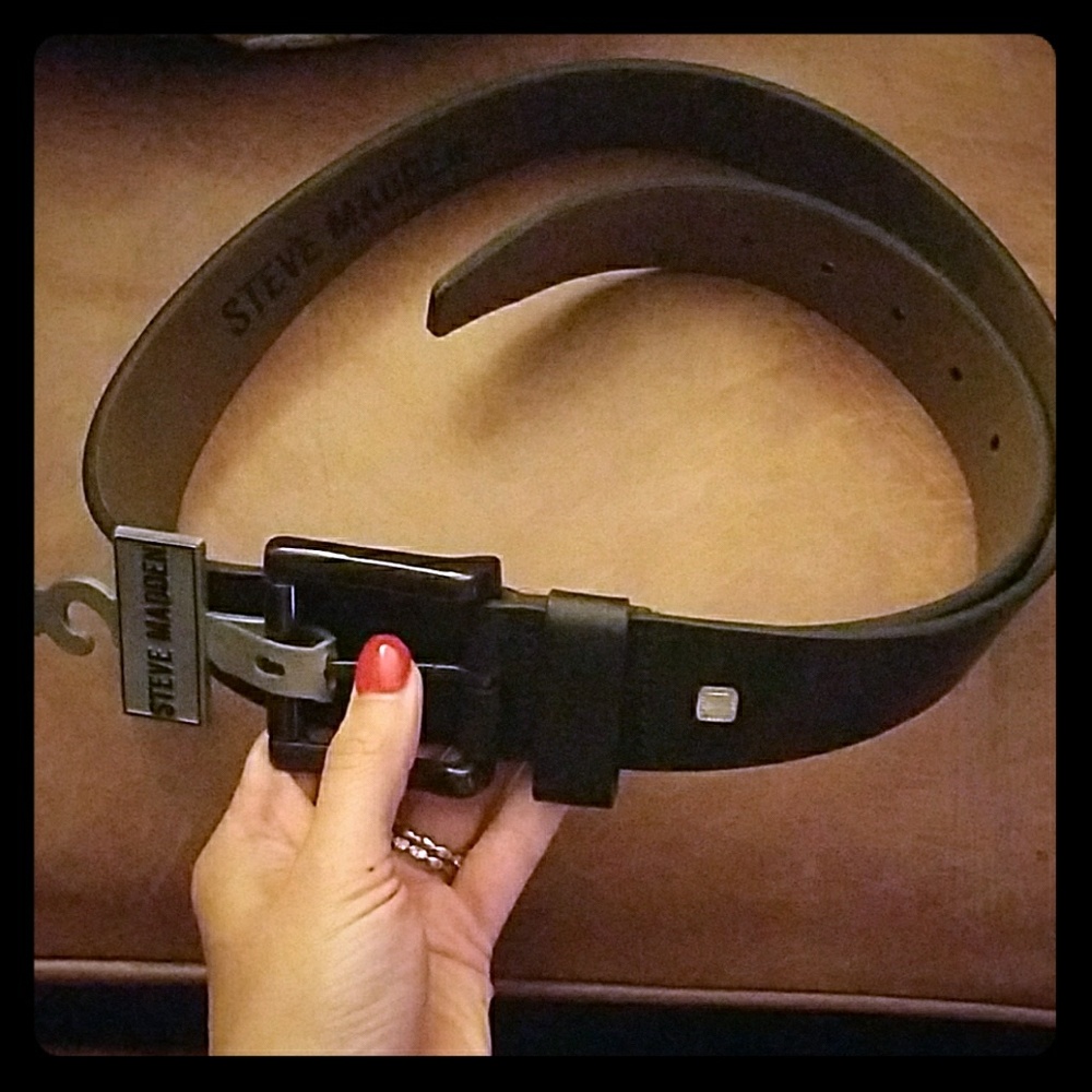 Mens Black Leather STEVE MADDEN belt sz. 38 NWT