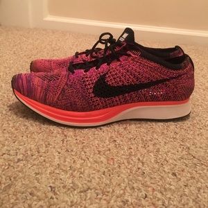 Nike Flyknit size 11