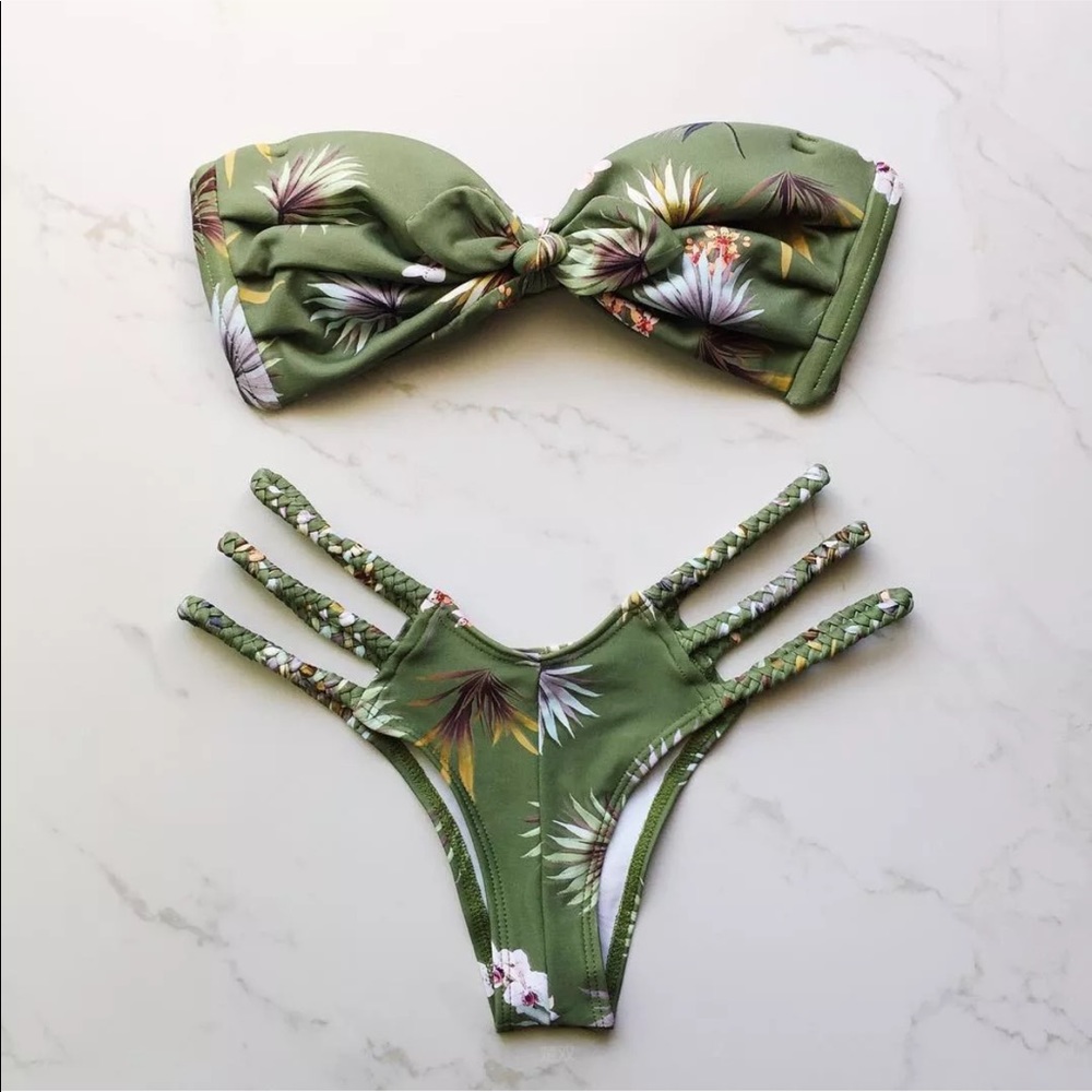 2017 CHEEKY GREEN FLORAL BIKINI🍃 - Picture 1 of 4