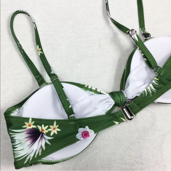 2017 CHEEKY GREEN FLORAL BIKINI🍃 - Picture 3 of 4