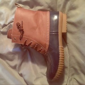 Bonnibel brand "bean boots"