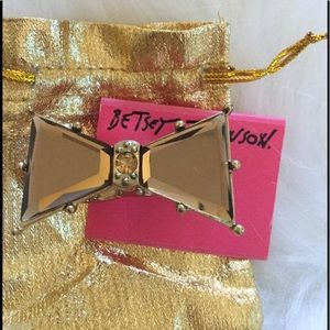 Betsey Johnson bow ring