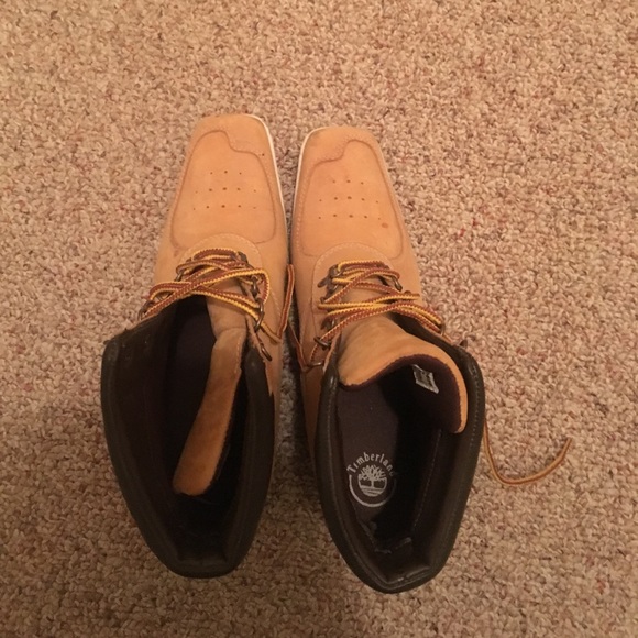 Timberland Heel Boots - Picture 4 of 4