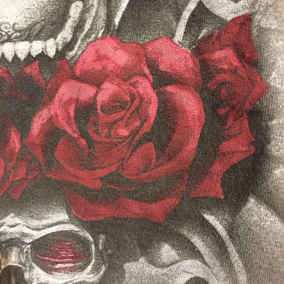 CUSTOM AIR-BRUSHED GRAPHIC ON GREY COTTON T-SHIRT - Picture 3 of 6