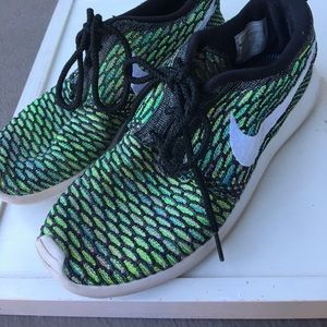 Nike flyknit multi color running shoes