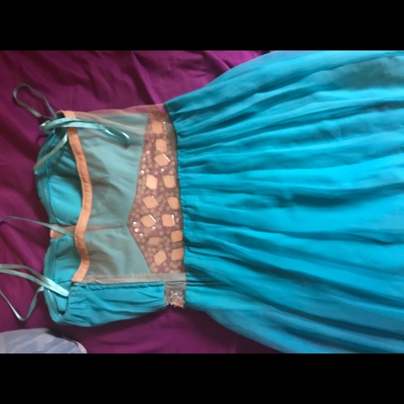 Blue prom dress - Picture 2 of 3
