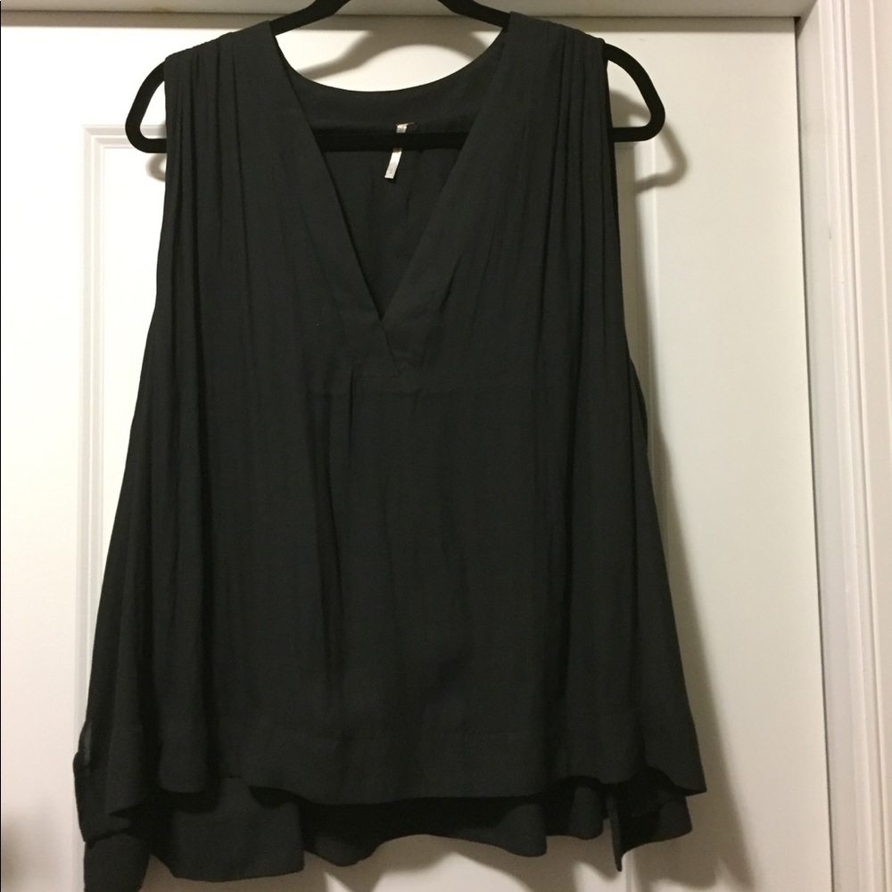 Free People V-Neck Blouse - Black - NWOT