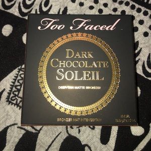 Too Faced Dark Chocolate Soleil Bronzer