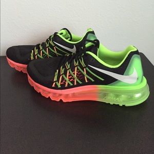 💥REDUCED - BASICALLY NEW w/b - Wmn's Nike Air Max