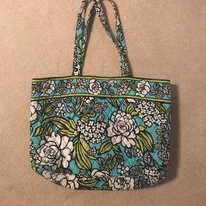 Vera Bradley tote