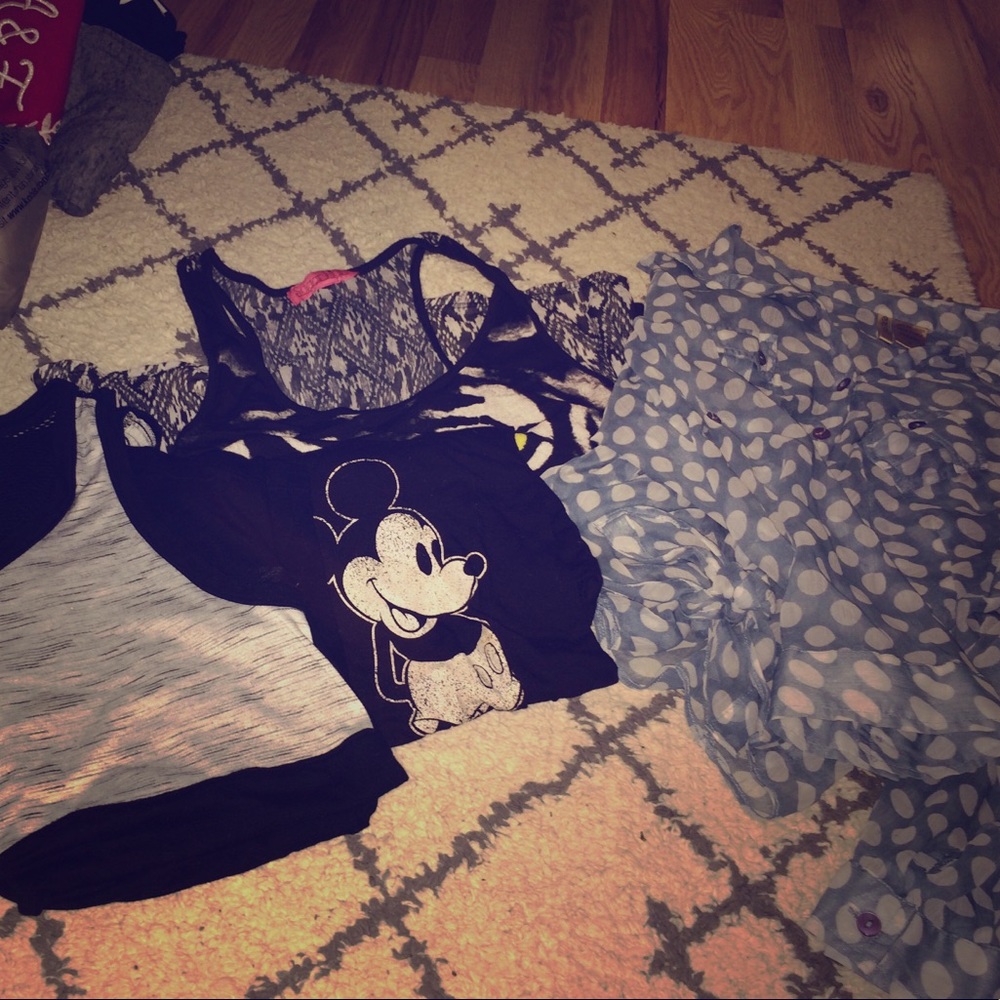 4 shirts.