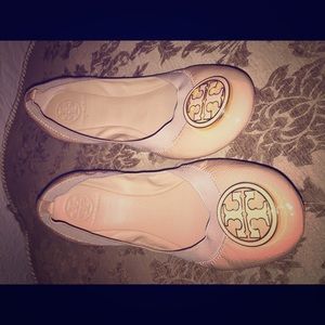 Tory Burch nude flats