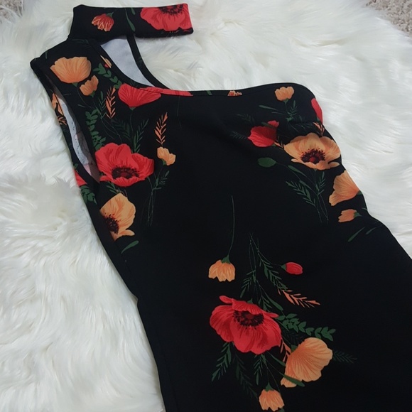 🌺 One shoulder choker floral top - Picture 4 of 5