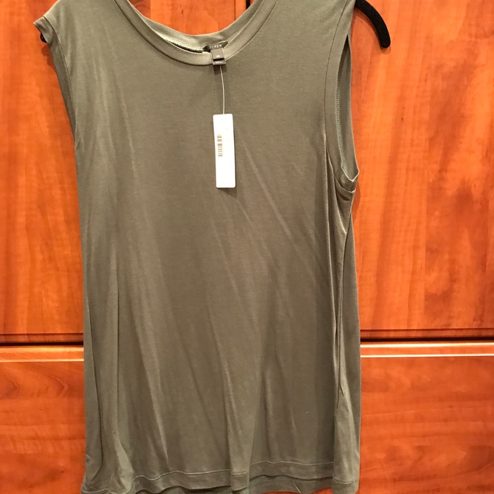 NWT J.Crew muscle tee