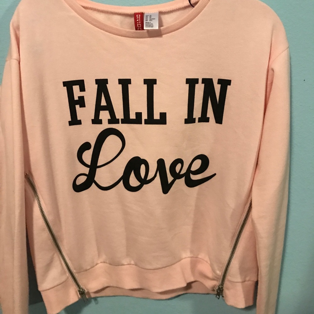 Fall In love cute sweatshirt