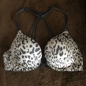 VICTORIAS SECRET BOMBSHELL BRA 34A