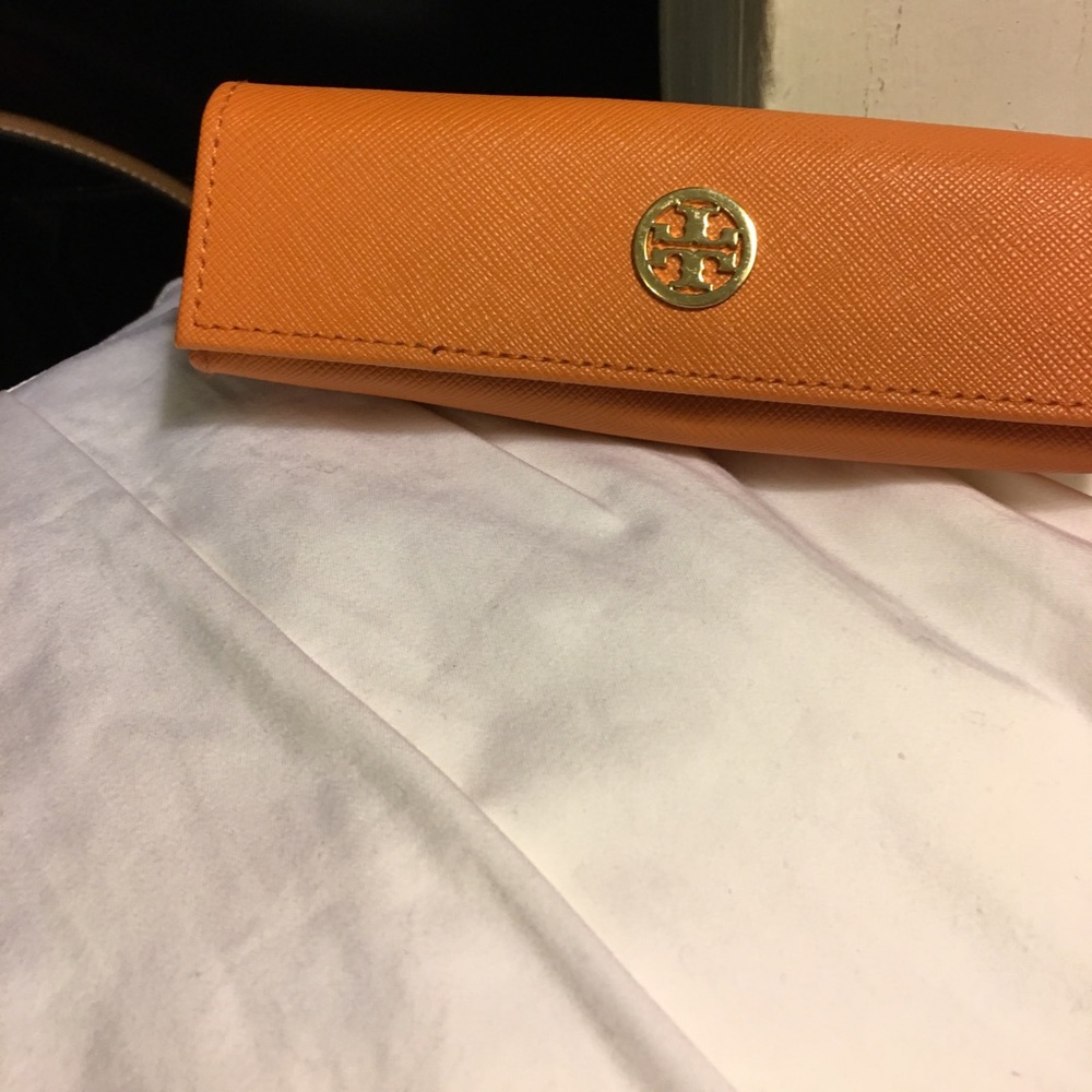 ToryBurch eyeglass/sunglasses case small
