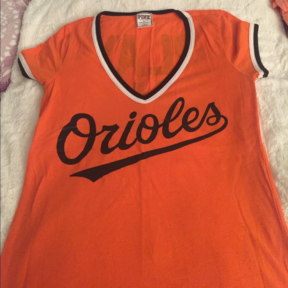 Pink oriole's shirt