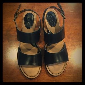 Women's Size 9 B.O.C. Black Leather Heeled Sandals