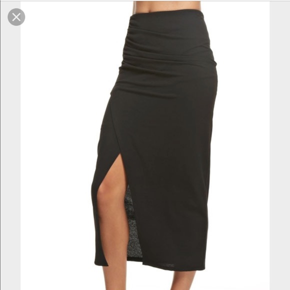 Dance & Marvel Dresses & Skirts - Dance & Marvel Faux Wrap Midi Skirt