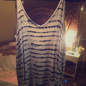 Loose tank top (low back)