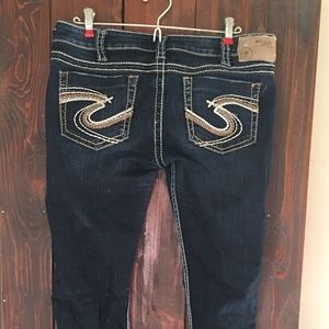 Silver Jeans sz 32! Boot cut slim