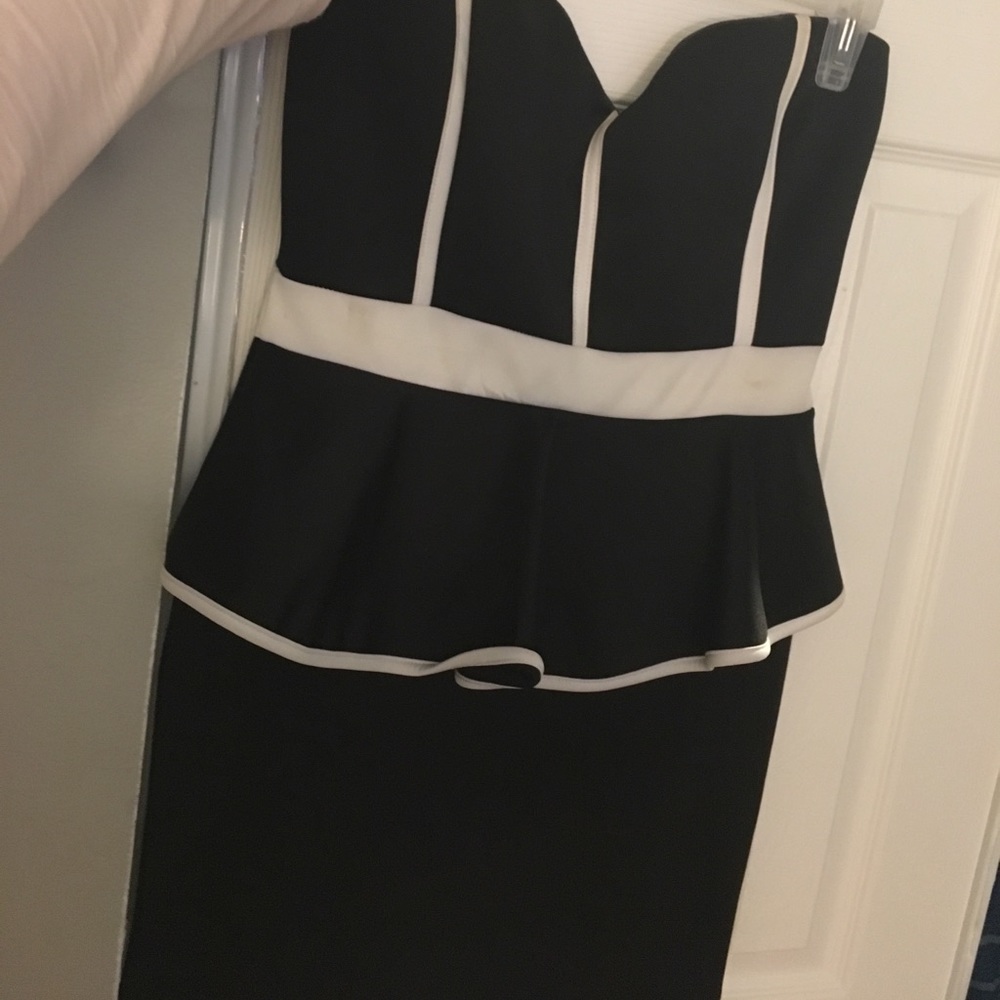 Black-White Peplum Dress /not vs/promote sale