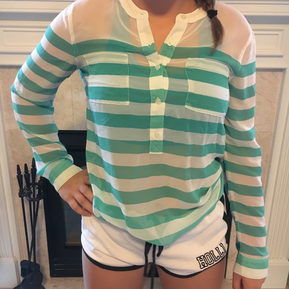 White and blue striped long sleeve top
