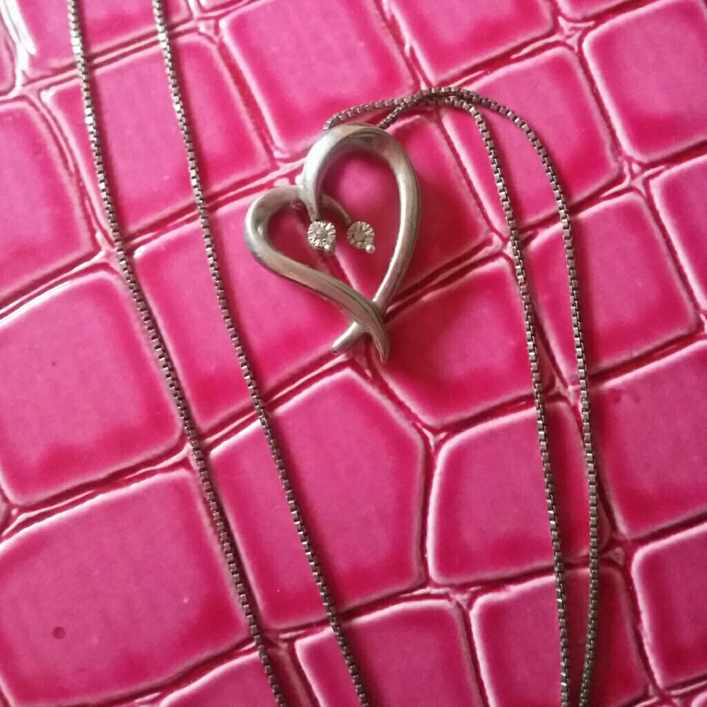 Diamond necklace.
