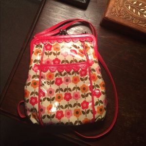 Vera Bradley Frill collection purse