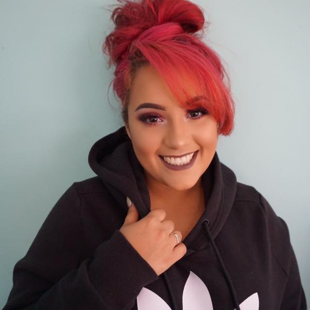 Meet your Posher, Raquel