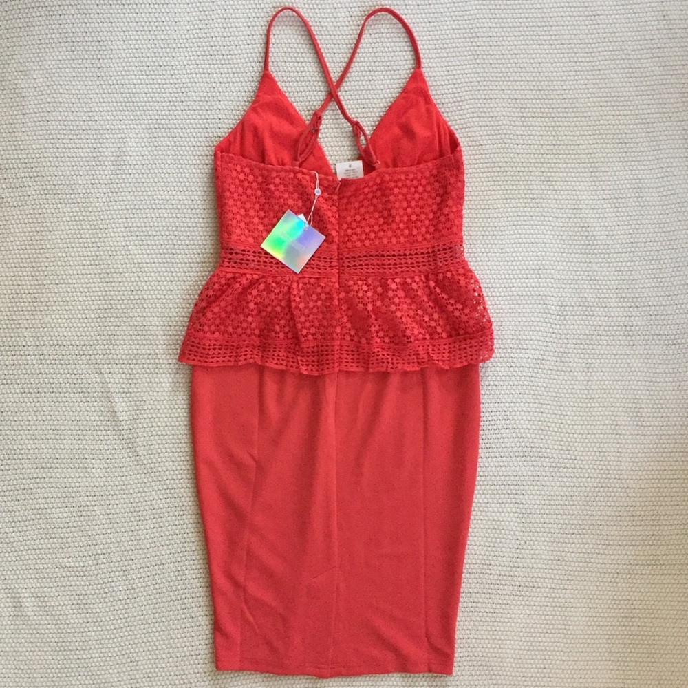 Missguided Peplum Midi Dress - Picture 5 of 8