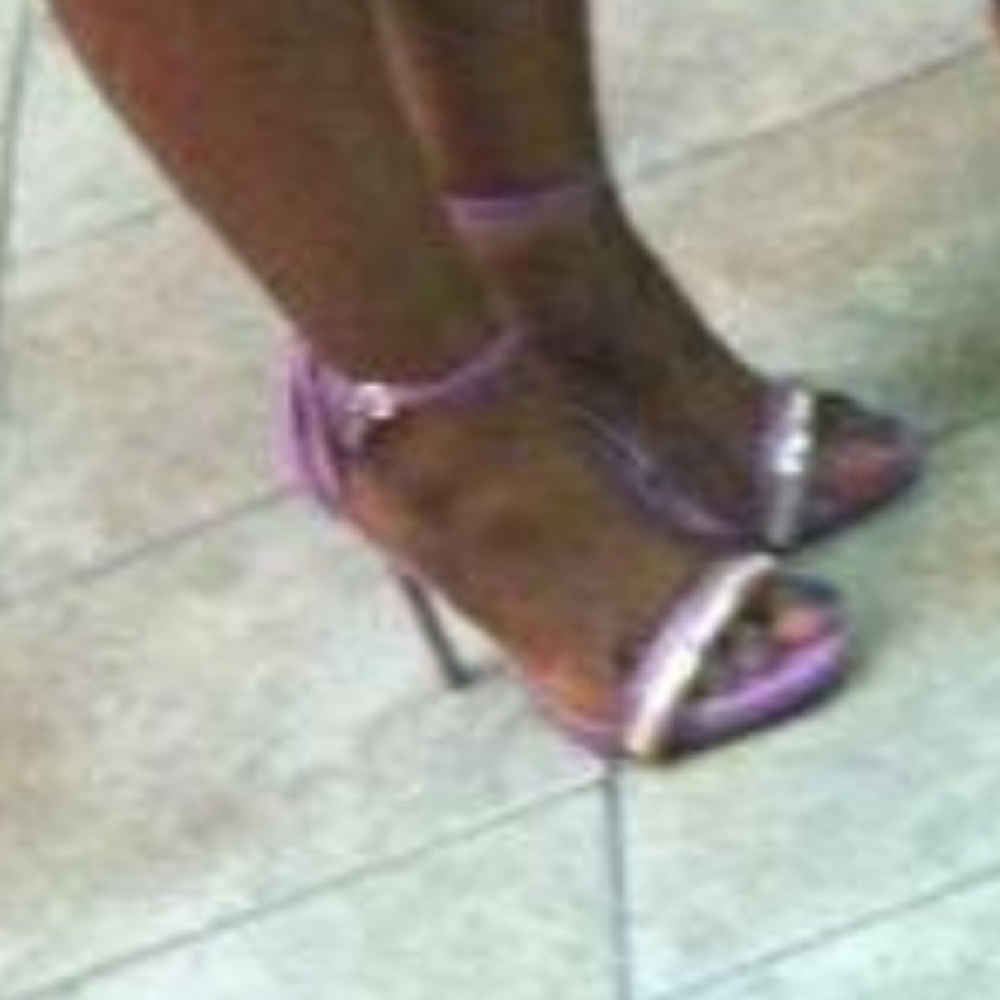 Steve Madden - Picture 2 of 4