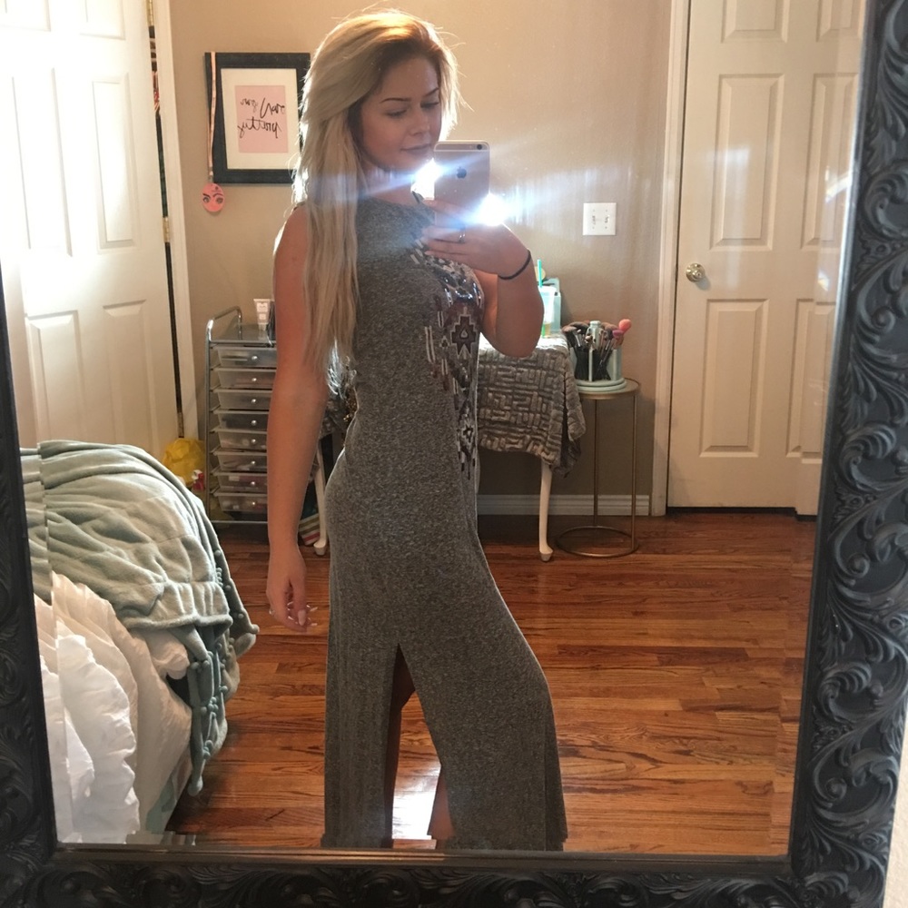 ❌ ⓈⓄⓁⒹ ❌ Express Maxi Dress