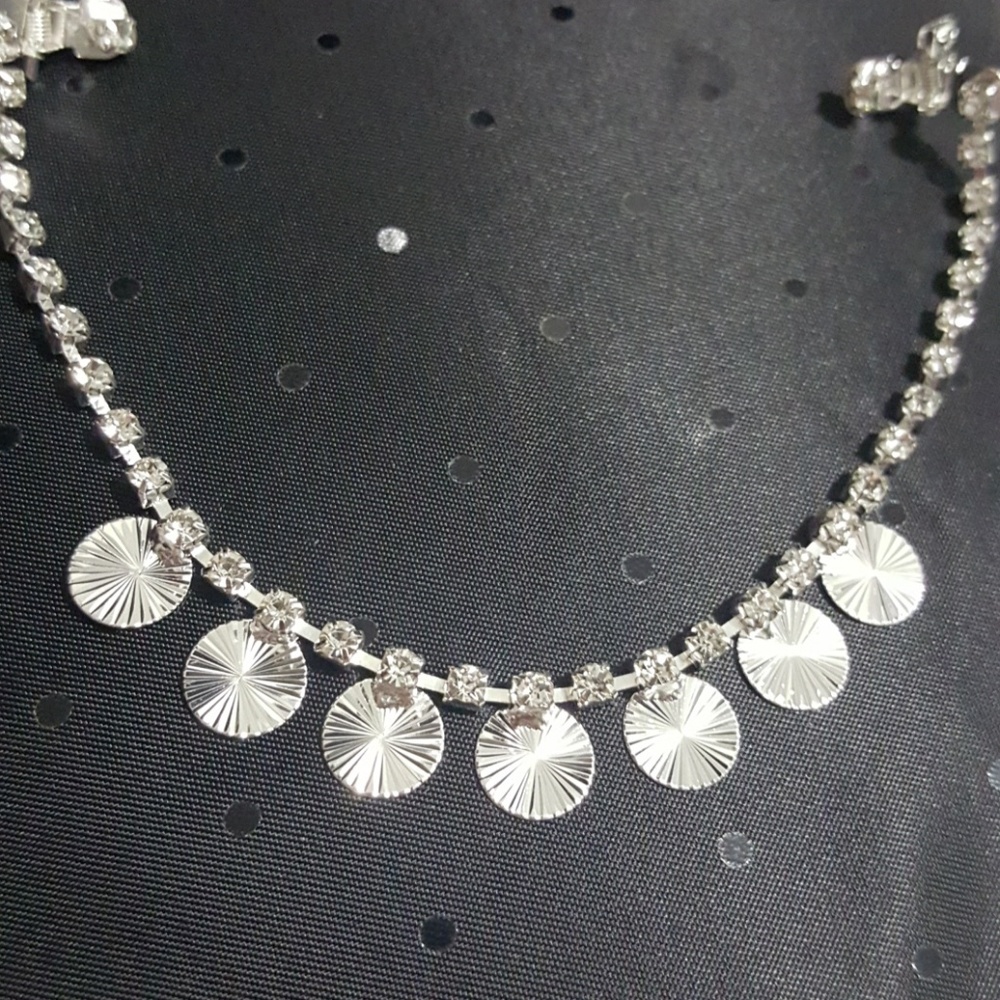🍭5/$25 Boho Coin Rhinestone head adornment - Picture 2 of 4