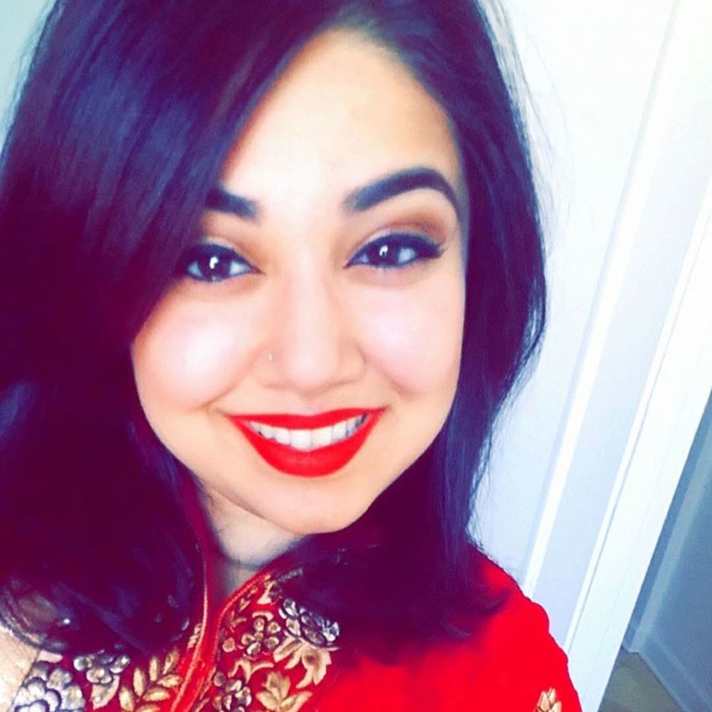 Meet your Posher, Zohra