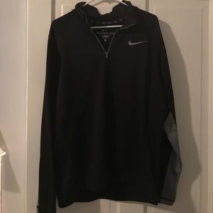Men's Black Nike Therma Fit Pullover. Size Large.