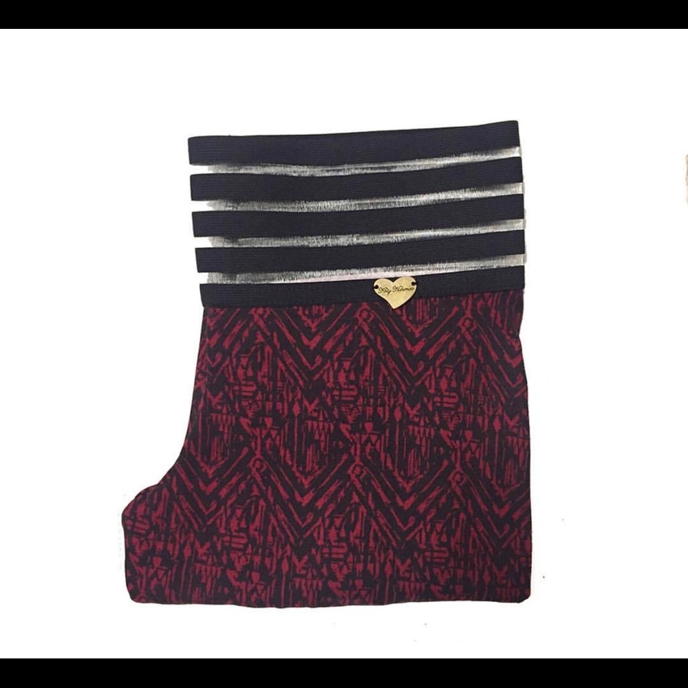 Cutebootylounge red and black leggings