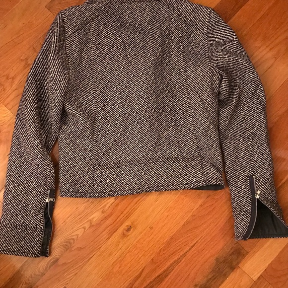 Light tweed jacket - Picture 3 of 3