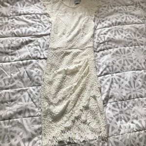 STUNNING Xenia Boutique White Dress