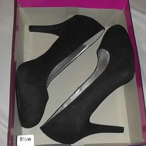 Black Suede Pumps--WIDE WIDTH SIZE