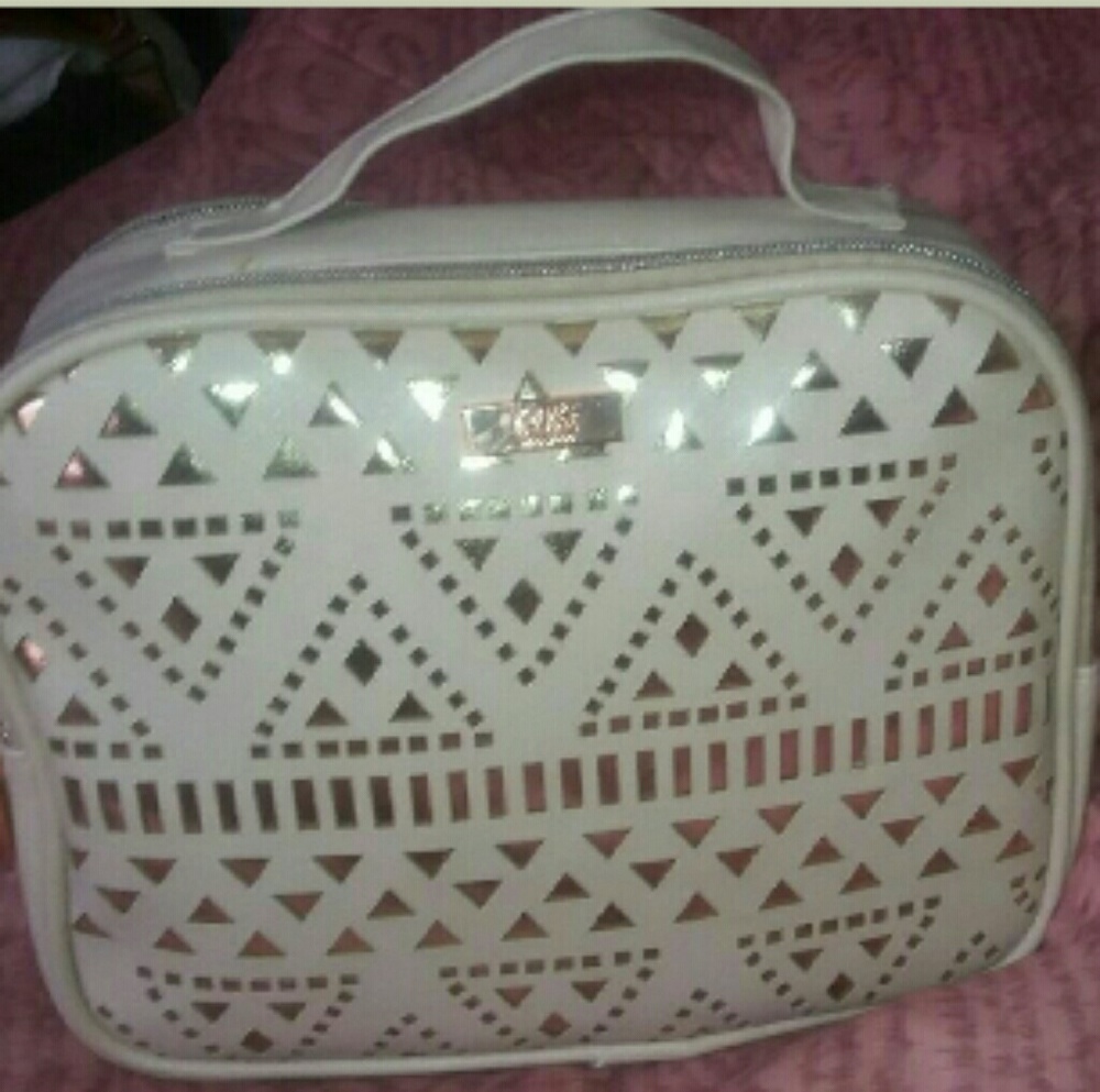 Jones New York makeup bag
