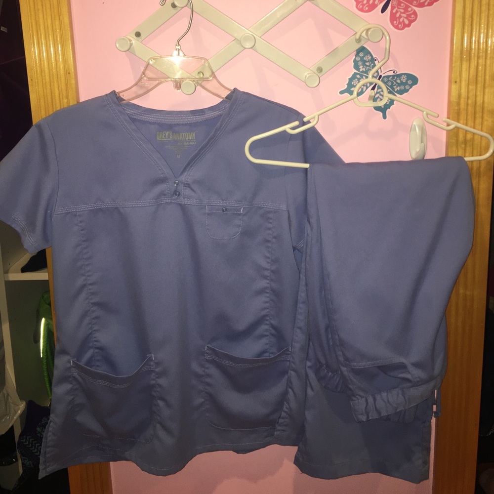 Gently used Grey's Anatomy Scrubs