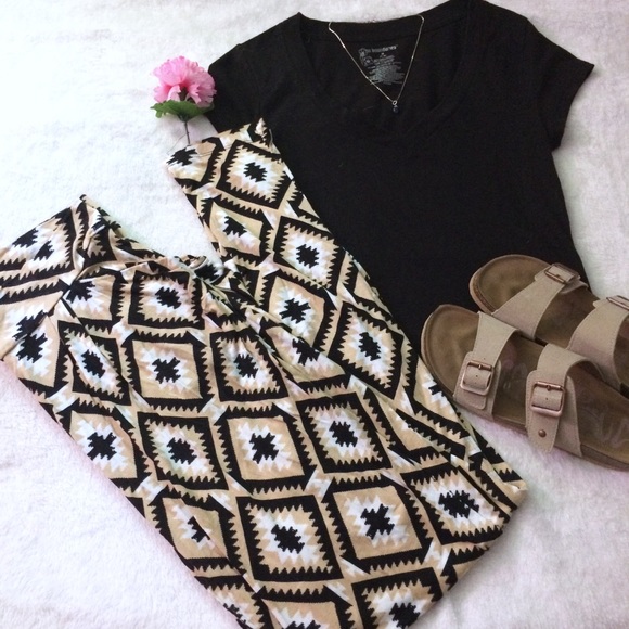 Patterned pants - Picture 2 of 5