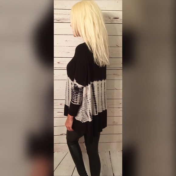 So Adorable oversized tie dye tunic - Picture 3 of 3