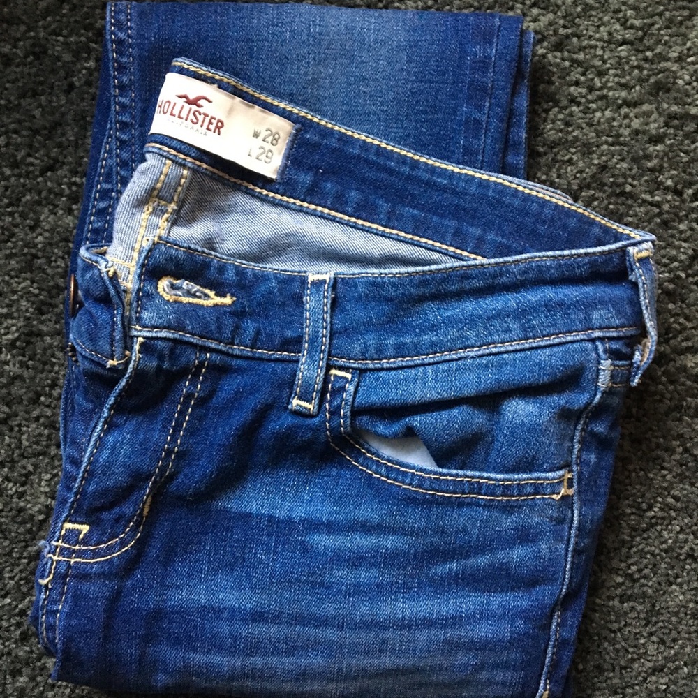 Hollister jeans